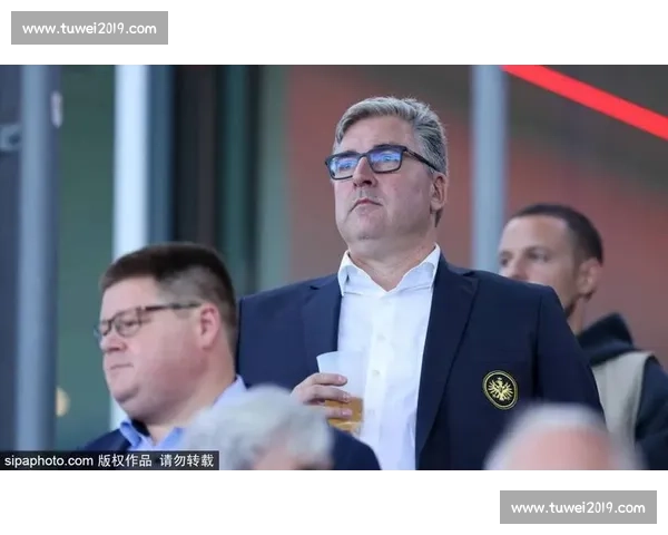 科贝评论员质疑皇马轮换策略：魔笛首发引争议，塞瓦略斯为何被冷落？